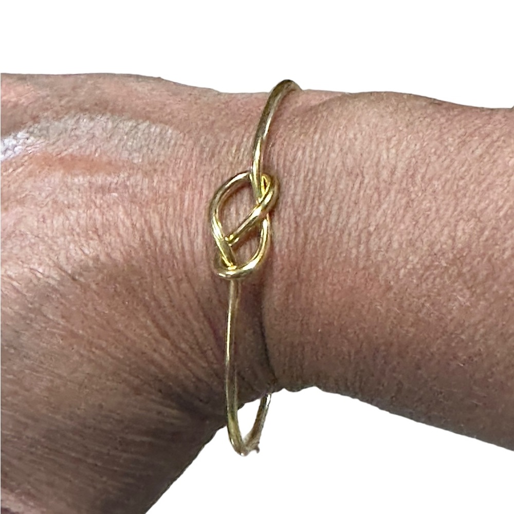 Gold Bangle with Twisted Knot Design